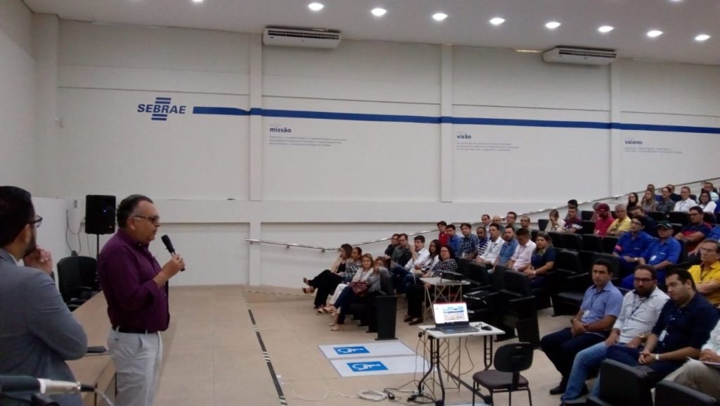 Em Patos, diretoria apresenta planejamento estratégico à área Comercial da Cagepa